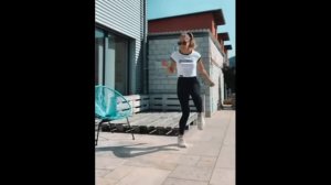 Technotronic ♫♫ Pump Up The Jam ♫♫ (Shuffle Dance)