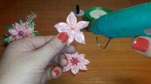 Красивый цветок канзаши из ленты 2.5 см. , простой способ,МК