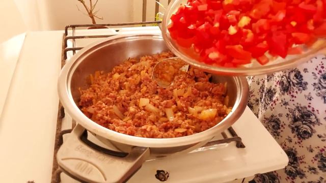 Муссака! Греческое блюдо на вашем столе! смотреть онлайн