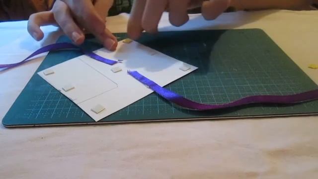 скрапбукинг.Как сделать открытку с конфеткой