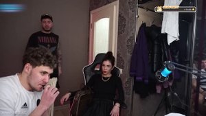 АНАР ПОЗВАЛ ГАДАЛКУ НА СТРИМ | НАРЕЗКА СТРИМА ANARABDULLAEV