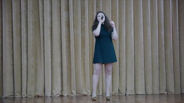 Девочка поет на Английском *I believe I can fly* смотреть онлайн