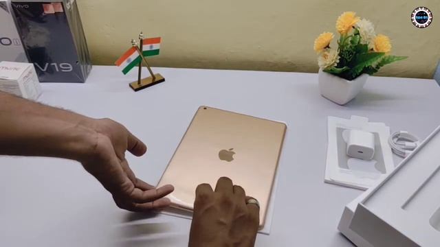 Tempered Class Screen Protector For iPad 8th Gen 10.2 - Unboxing & Install