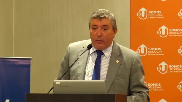 Roberto Palermo, Juan Salgado y Eduardo Bonomi en Línea de Encuentro смотреть онлайн