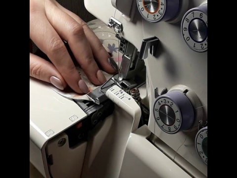 Обрабатываю капельку обтачкой на полочке #шьюсама #ручнаяработа