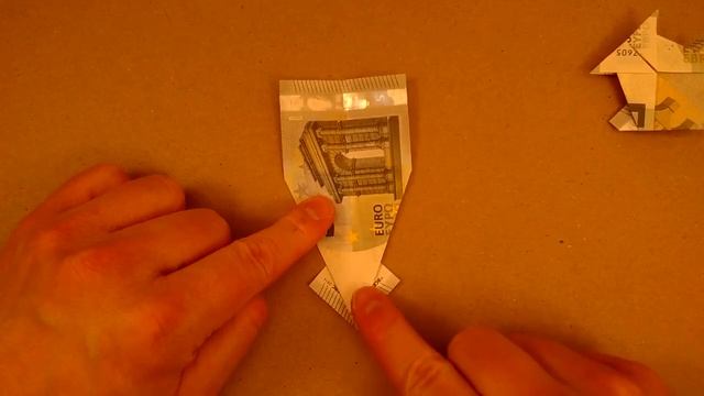 Складывание рыбы из банкноты - Очень простые инструкции смотреть онлайн