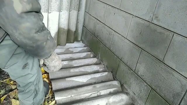 УКРЫТИЕ ВИНОГРАДА НА ЗИМУ ШИФЕРОМ ? смотреть онлайн