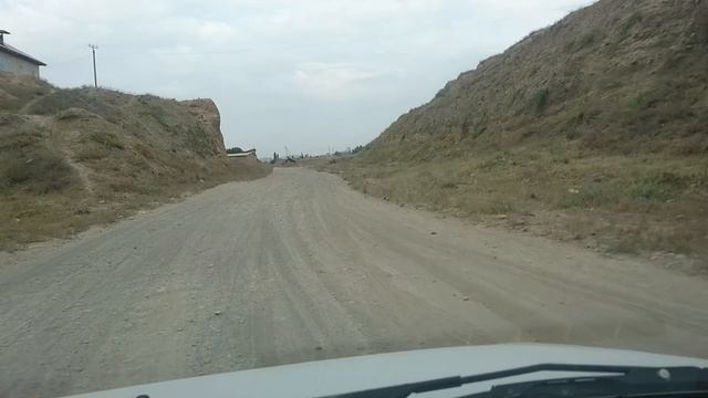 Кызыл-Кия, поездка через Первую Школу, Техникум, Алай завод и Базар Кыргызстан 22.09.2018 смотреть онлайн