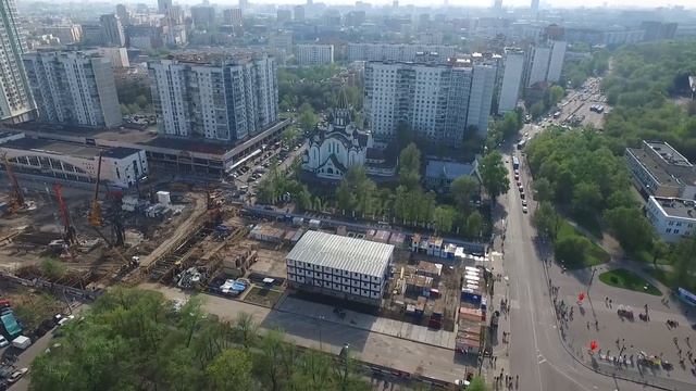 полёт над стройкой метро в Сокольниках