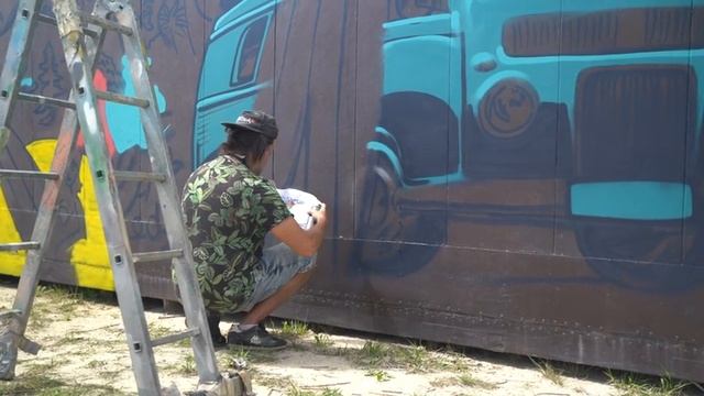 Graffiti & Surfing. Тренируем ровный контур. Работа по металлу. Как рисовать плоские граффити. смотреть онлайн