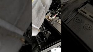 Замена воздушного фильтра Renault Megan 3(Как поменять воздушный фильтр на Рено Меган 3)