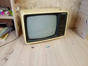 Разобрал советский телевизор