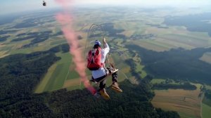 Skydivers Play on the ULTIMATE Mega Swing