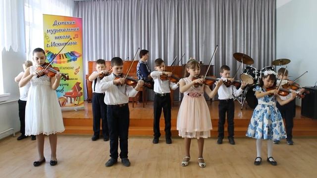 Ансамбль скрипачей Концертино.mp4 смотреть онлайн