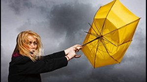 ПОЧЕМУ НЕЛЬЗЯ ВЫБРАСЫВАТЬ МУСОР В ПЛОХУЮ ПОГОДУ? ПРИМЕТА, КОТОРУЮ НЕ СТОИТ НАРУШАТЬ!