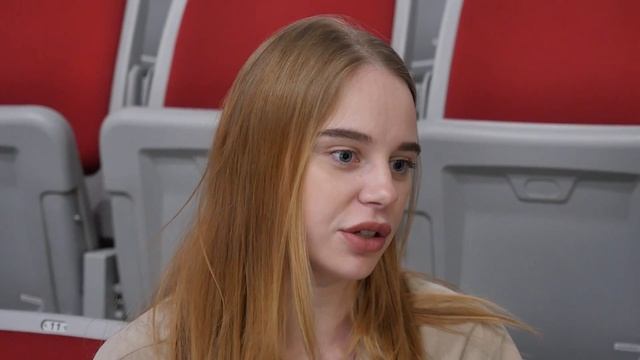 Быть женой хоккеиста. История любви. смотреть онлайн