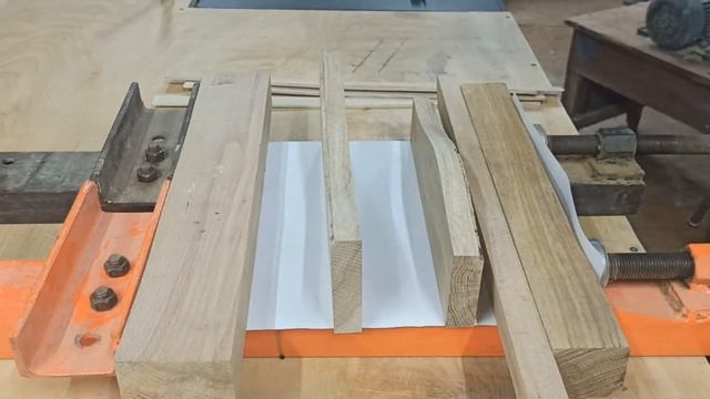 Разделочная доска из дуба с ламельными вставками (ясень, бук, дуб) смотреть онлайн