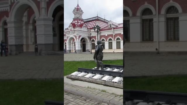 В каком городе России самый большой ЖД вокзал?