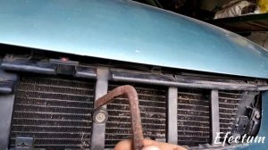 Как открыть капот Passat B5, если сел аккумулятор и невозможно попасть в салон?
