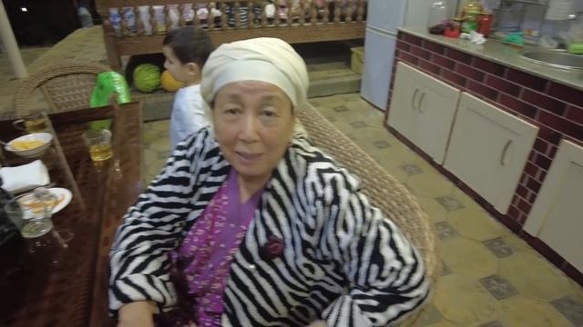 Привезли? МАМУ в⛰ ГОРЫ. ДЫШАТЬ ?ЛЕГЧЕ. Готовим? УЖИН на 22 человека. смотреть онлайн