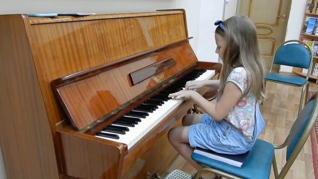 Мазурка Гречанинов. Ученица Милана Васильева 8 лет смотреть онлайн