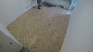 Как положить паркет ёлочкой.