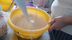 Блендер отлично замесит тесто на хлеб.