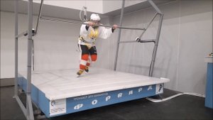 Тренажер Форвард - беговая дорожка для хоккеистов