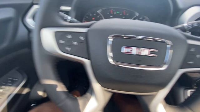 2021 GMC Acadia SLT 2.0 Turbo Test Drive & Review смотреть онлайн