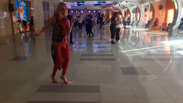 Alexandra Anisimova - Kizomba Lady's Styling & Solo Improvisation
