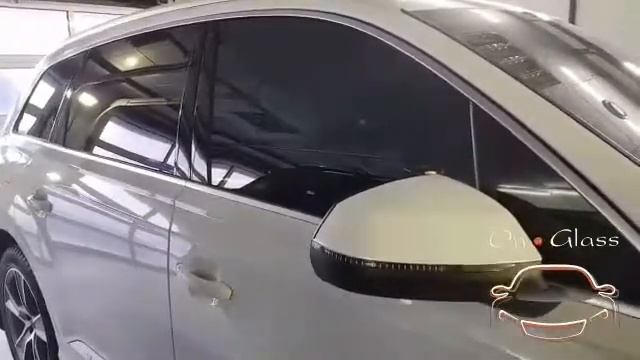 Электротонировка OnGlass в действии. Audi Q7 процесс затемнения стёкол! Первая ЛЕГАЛЬНАЯ тонировка!