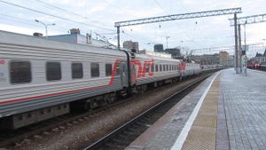 Прибытие ЧС7-060 с поездом№015Я Архангельск-Москва на станцию Москва-Ярославская 30.10.2018