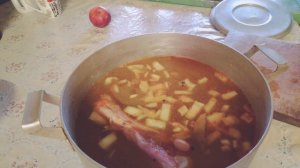 Яичница по деревенски/Суп по мужски в русской печи.