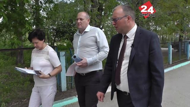 ГЛАВА ДИМИТРОВГРАДА ПОБЫВАЛ НА КРЫШЕ ДЕТСКОГО САДА смотреть онлайн