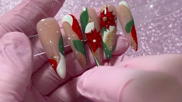 Начинаем новогодний марафон! #новогоднийманикюр с #рисуюс_ksenia_ariks смотреть онлайн
