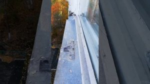 Чё за работнички в субботу и когда Баластрова ТЖСК43 всем стекла снаружи вымоет? #тюмень #широтная5