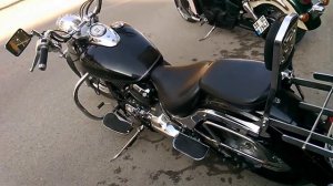 Yamaha dragstar v.s Honda Shadow