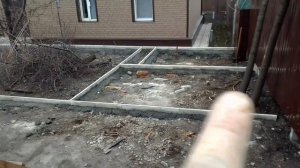 Облагораживание двора в частном доме