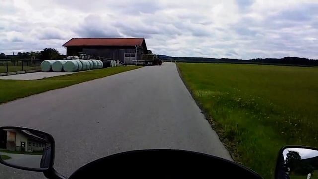 Honda VFR750F RC24, Teil 2 - meine Fahreindrücke (POV) смотреть онлайн