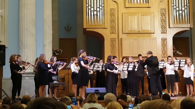 "Коробочка" . Камерный оркестр молодая Классика. апреля 2019 г. смотреть онлайн