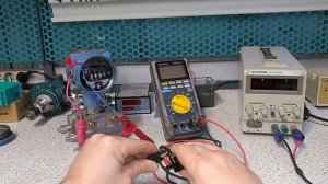 Как запитать аналоговый датчик и померять ток в цепи