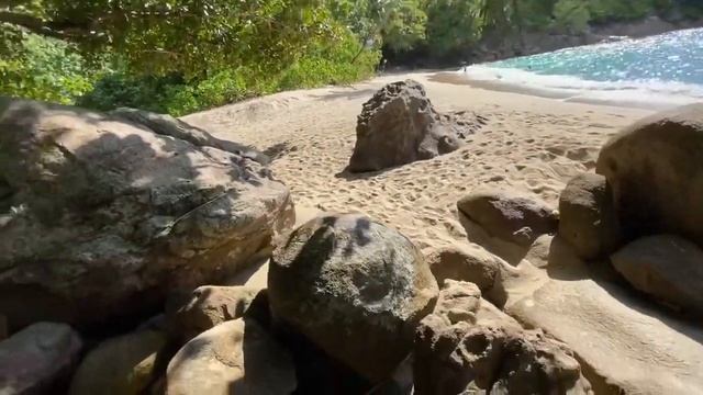 Пляж Анс Мажор - уединенная нирвана Маэ на Сейшельских Островах. смотреть онлайн