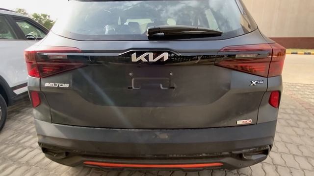 Which one is Better Buy ?? Kia Seltos X-Line vs GTX Plus | Kamal Yadav смотреть онлайн
