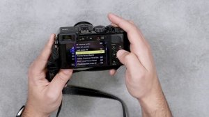 QUESTA COMPATTA SEMBRA UNA MIRRORLESS: Recensione Panasonic LX100 II