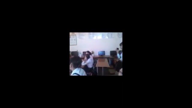 Открытый урок по истории Дагестана: "Героические страницы Дагестана" МКОУ СОШ №11 г.Хасавюрт 2013г.