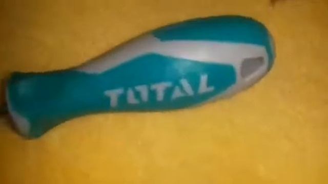 Видеообзор на товар из магазина SULPAK ОТВЕРТКА ФИГУРНАЯ TOTAL THT2256 смотреть онлайн