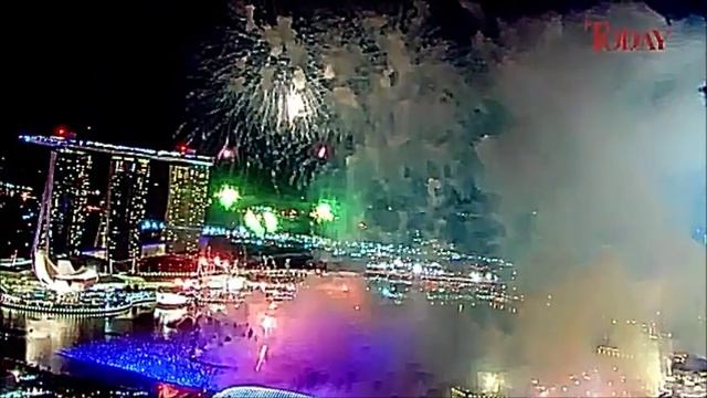 Singapore fireworks New Years. Новый год в Сингапуре. Фейерверк. смотреть онлайн