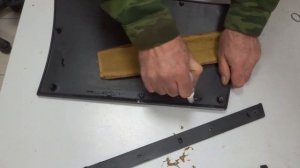 Ремонт крышки бардачка Рено Логан