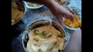 Как приготовить, собрать и покрыть мастикой медовый торт