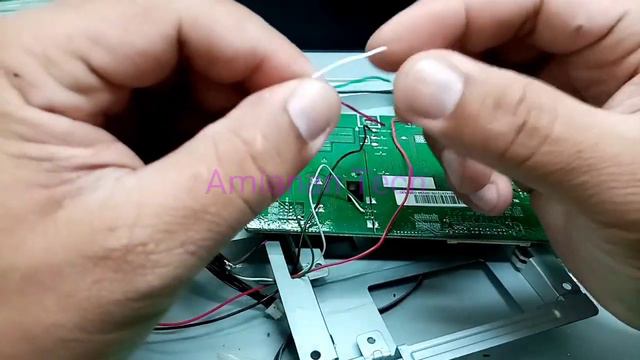 Paano ikabit ang universal led tv motherboard sa monitor ng computer.